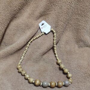 💙6for$32💙 Elegant Beige Beaded Necklace